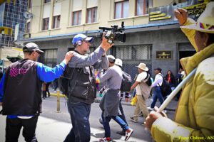periodistas durante manifestaciones