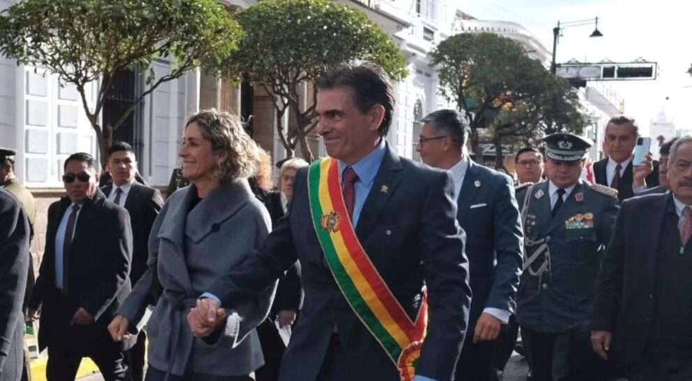 El presidente anunció una reducción salarial presidencial y ministerial