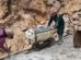 Mineros cooperativistas y palliris realizan labores de transporte y acopio de mineral