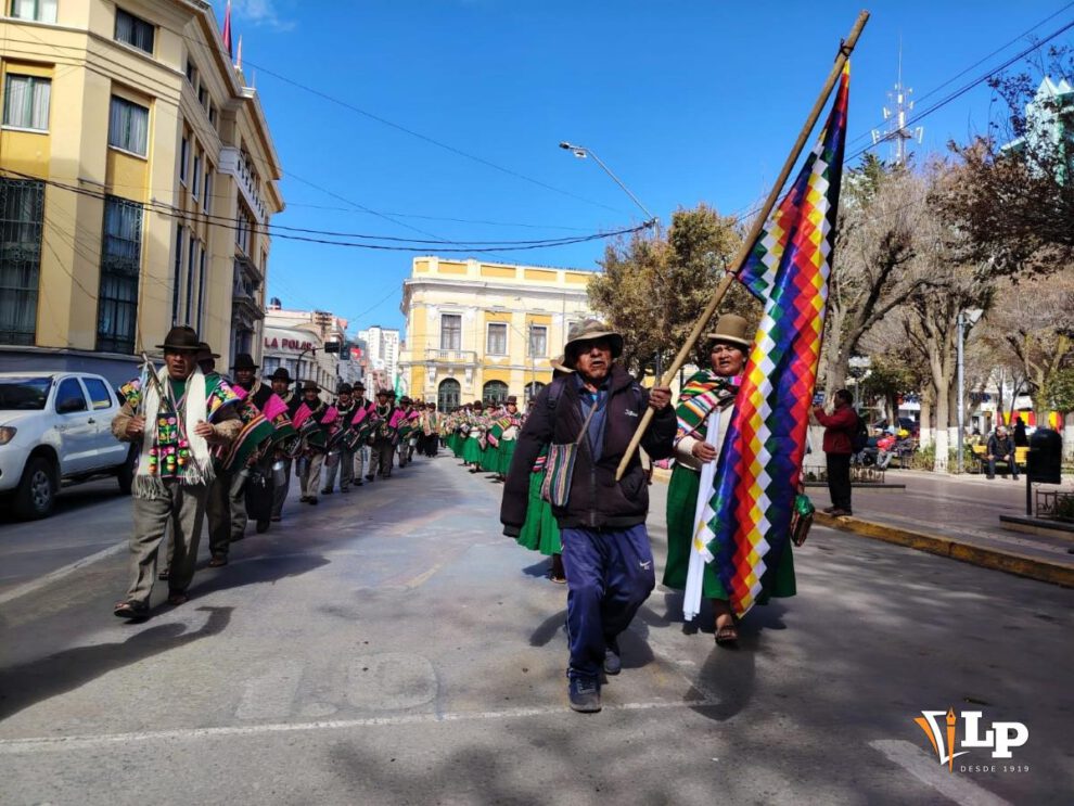 Marcha del Suyu Jacha Karangas