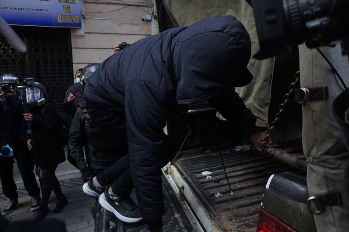 Traslado de los detenidos a la Felcc