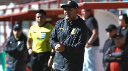 División Profesional, Club The Strongest, Sixto Vizuete entrenador de The Strongest