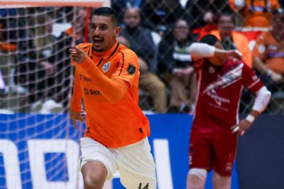 Copa Libertadores de Futsal, Fantasmas vs. Carlos Barbosa, Coliseo Municipal Sergio Luiz Guerra de Carlos Barbosa