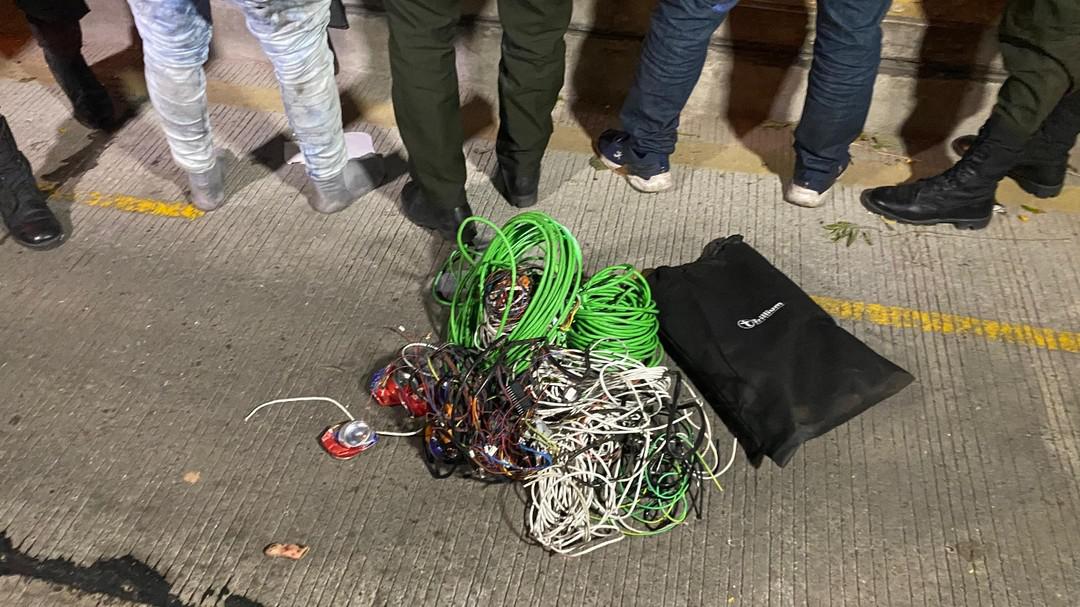 Además, se localizaron los cables robados