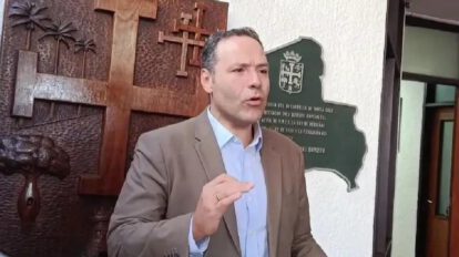 persona hablando
