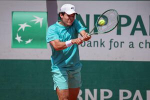 Roland Garros, Juan Carlos Prado tenista boliviano, Eliminado del torneo después de cuatro horas de juego