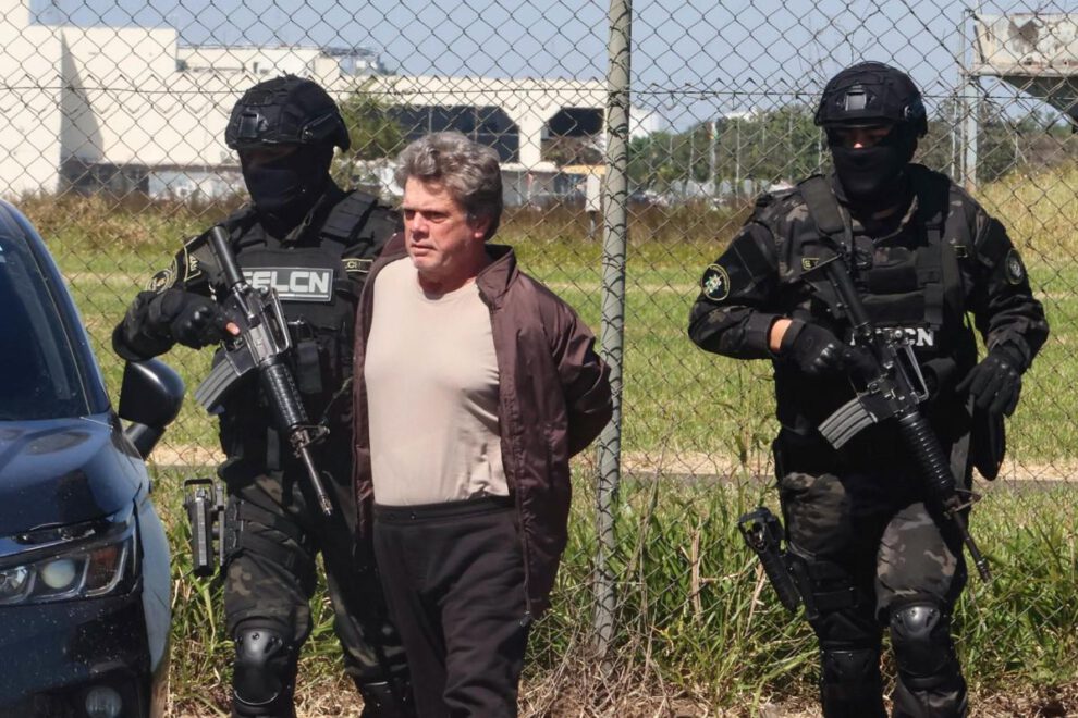 Gerson Palermo (c), considerado uno de los narcotraficantes más buscados en Brasil