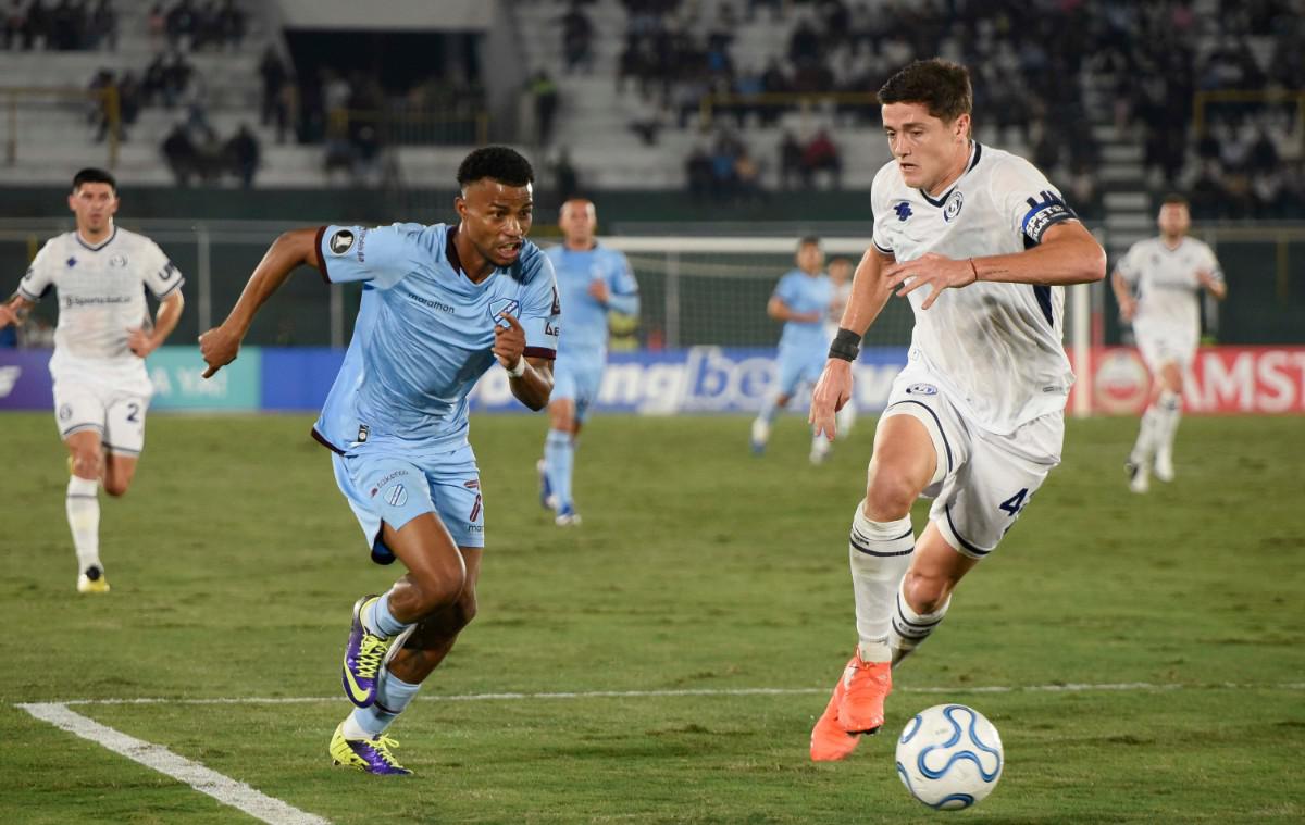 Copa Libertadores, Bolívar vs. Independiente Rivadavia, Estadio Ramón Aguilera Costas de Santa Cruz