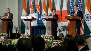 representasntes de India y EEUU