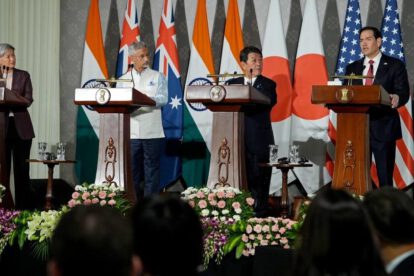 representasntes de India y EEUU
