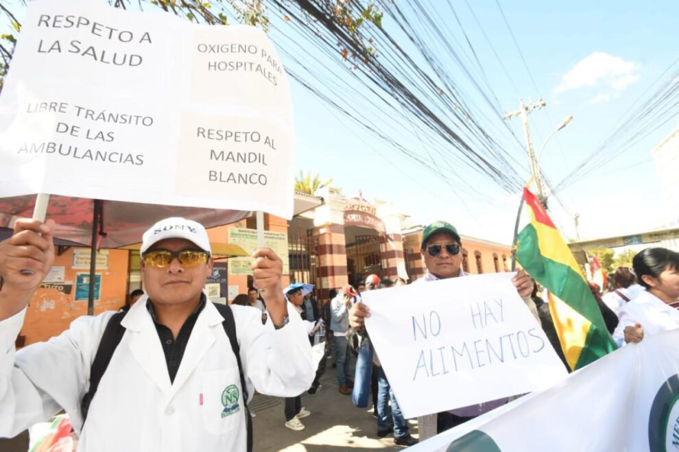 El Colegio Médico exige al Gobierno establecer diálogo con la COB