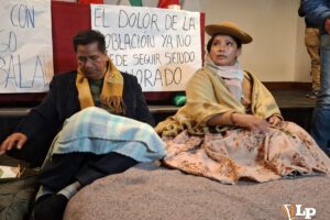 El diputado Rodolfo García y la senadora Ana María Crispín