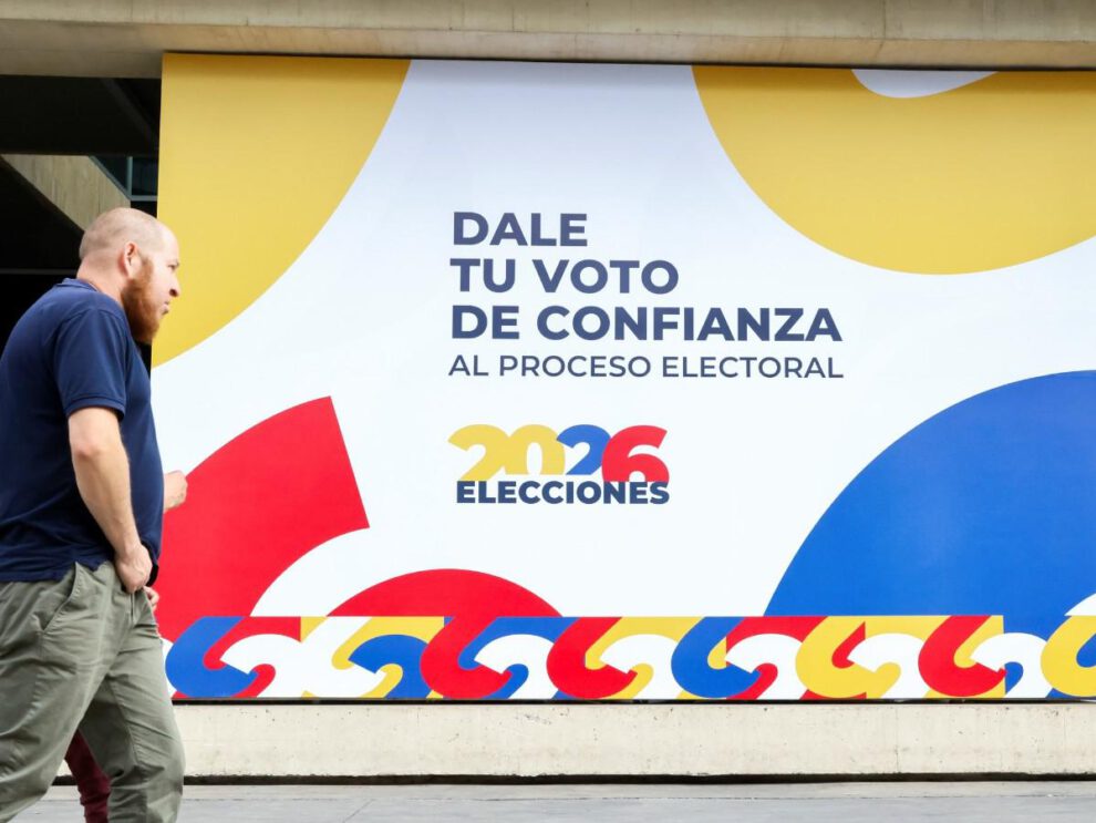 Las autoridades colombianas ultiman los preparativos para la primera vuelta de las elecciones presidenciales de este domingo para las que están habilitados 41.421.973 ciudadanos que podrán votar para elegir al sucesor de Gustavo Petro.