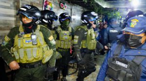 El operativo se extendió hasta horas de la madrugada