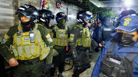 El operativo se extendió hasta horas de la madrugada