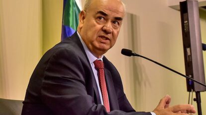 El exministro de Economía José Luis Parada