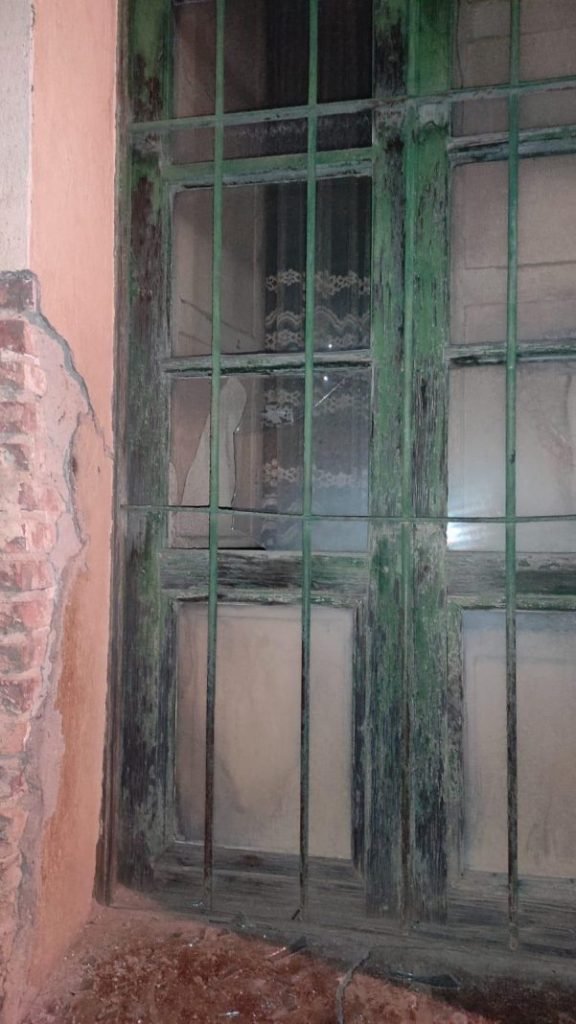 Dinamitazos en viviendas causan destrozos y molestias a vecinos