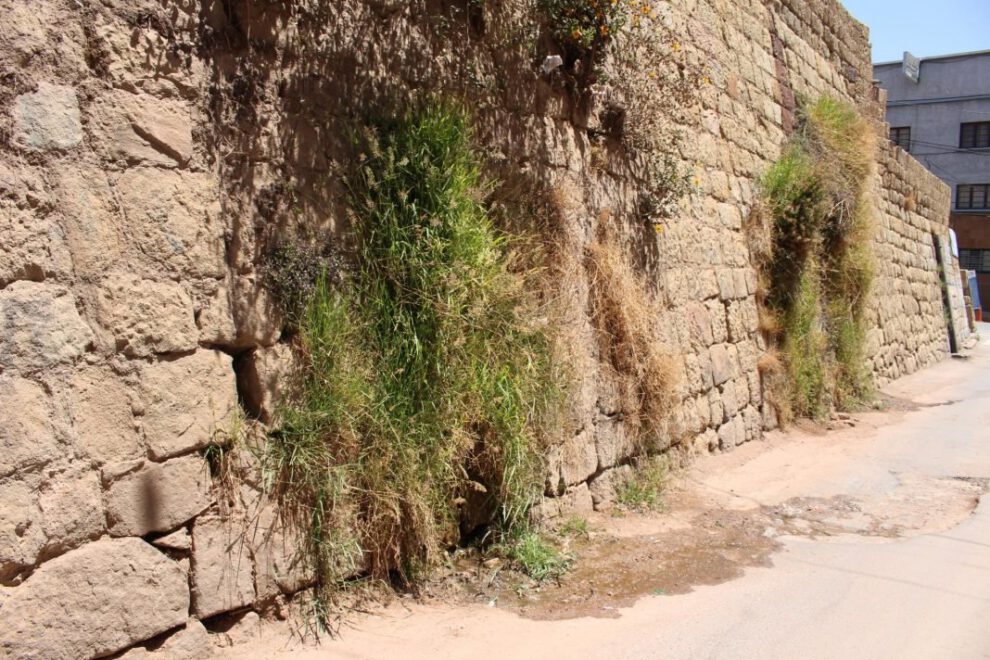 Deterioro de El Muro en Oruro