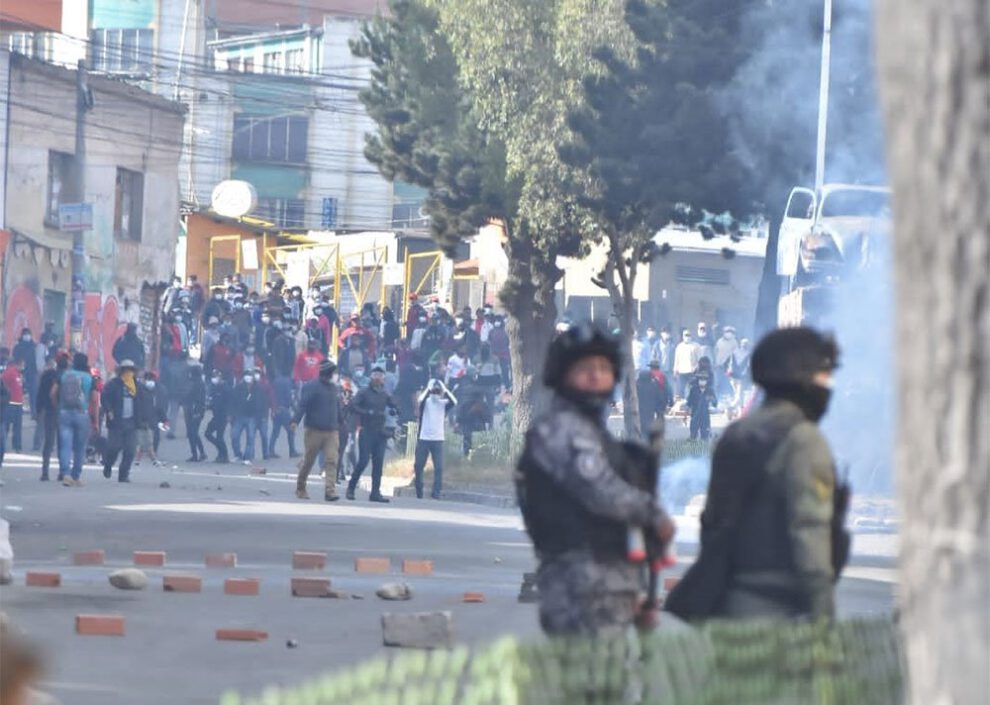 Conflicto de Adepcoca mediado por la Iglesia Católica