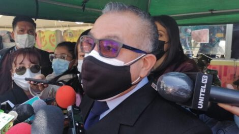 Cox cuestiona dejadez Fiscalía en caso de golpe de Estado