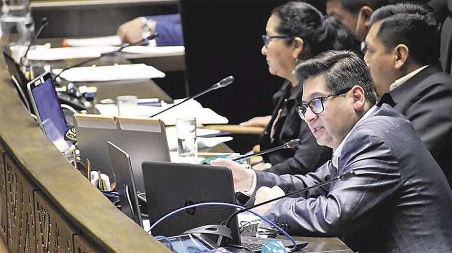 Conal asumirá control total de la investigación financiera