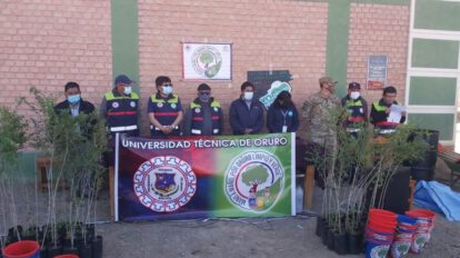 Campaña de forestación en Oruro