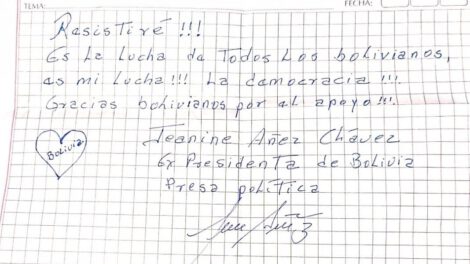 Nota de Añez sobre resistencia y democracia