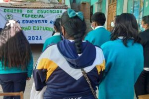 Estudiantes con discapacidad en Oruro