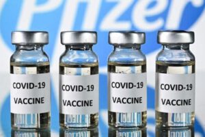 tercera dosis de la vacuna contra el Covid-19 autorizada por la Agencia Europea del Medicamento
