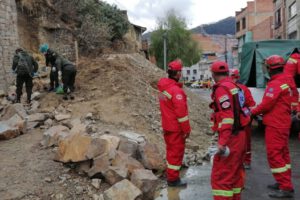 Deslizamiento de muro de contención en La Paz