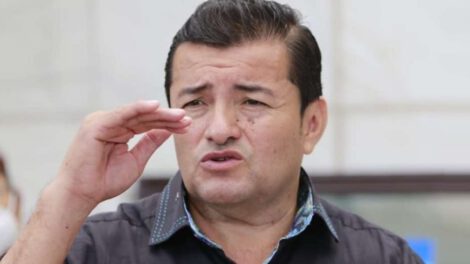 El alcalde de Santa Cruz de la Sierra, Jhonny Fernández, anuncia que acatará el paro