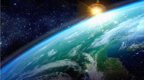 La Tierra brilla menos debido al calentamiento de las aguas oceánicas