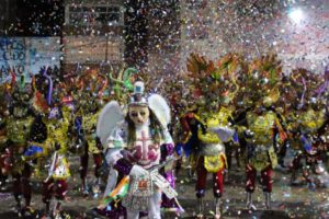 Diablada Ferroviaria celebra Bodas de Platino