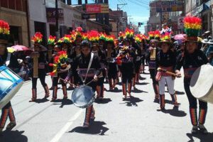 Entrada Devocional Folklórica-Autóctona Estudiantil VISO