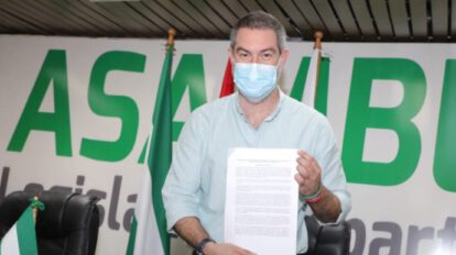 persecución política en Santa Cruz