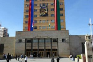 UMSA defendiendo la autonomía universitaria