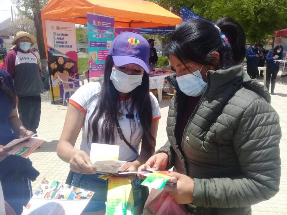 Día de la Mujer Boliviana en la Plaza Sebastián Pagador