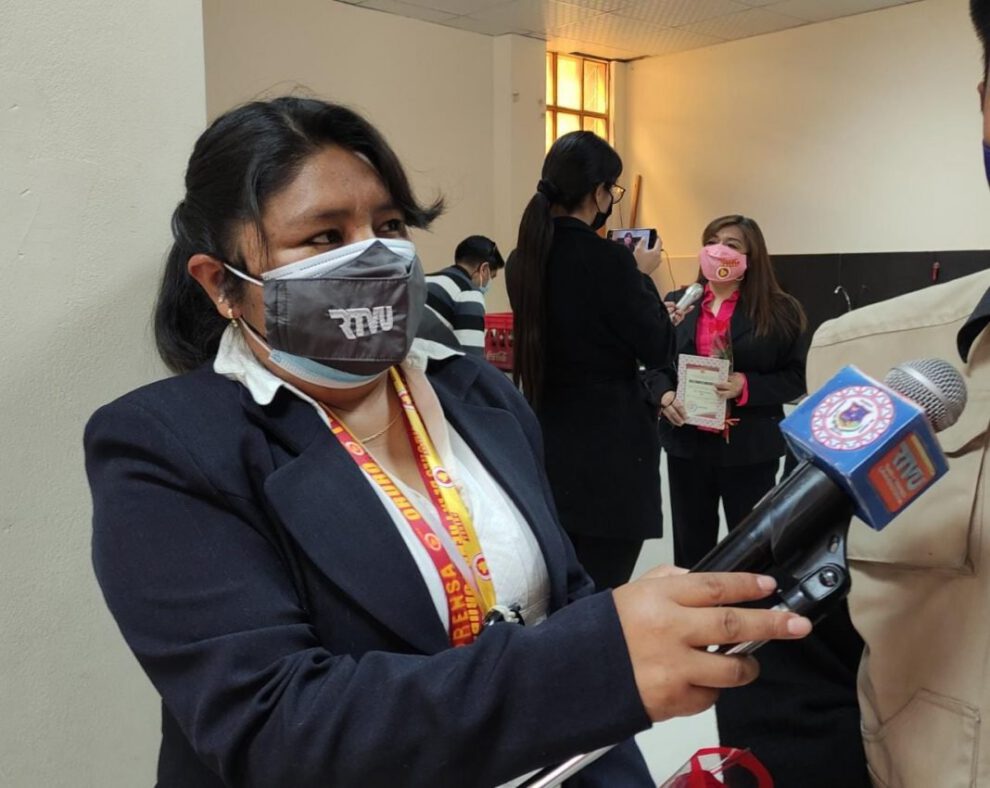 Reconocimiento a Gladys Magne periodista de canal universitario