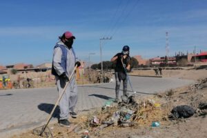 faenas de limpieza en Oruro