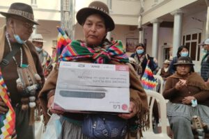 Festival de música autóctona con entrega de premios