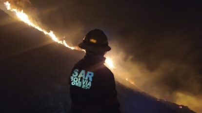 Incendio forestal Parque Tunari afectando 20 hectáreas
