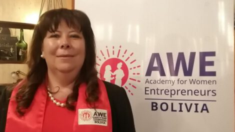 Mujeres emprendedoras en la Academia para Mujeres Emprendedoras