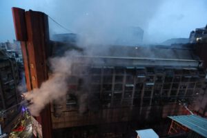 Incendio en Taiwan dejó al menos 46 muertes