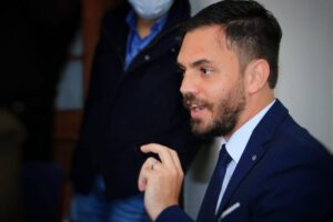 Retiro de Ley de Ganancias Ilícitas