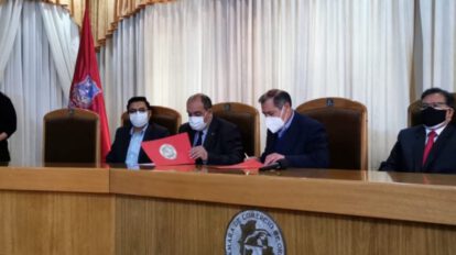 Convenio Institucional de Transmisión y Cobertura firmado por LA PATRIA y la Cámara de Comercio de Oruro