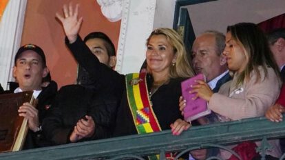 Proclamación de Añez como Presidente del Estado