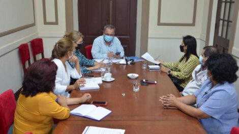 Carnet de vacunación Covid-19 recomendado por COED Tarija