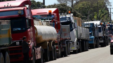 Transportistas piden la abrogación de la Ley 1386