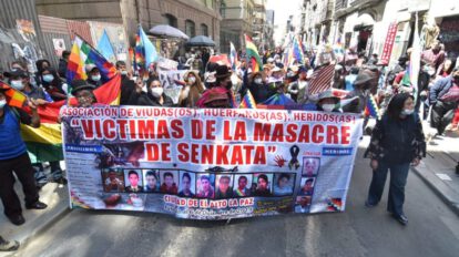 Marcha de víctimas de Senkata y Sacaba hacia La Paz