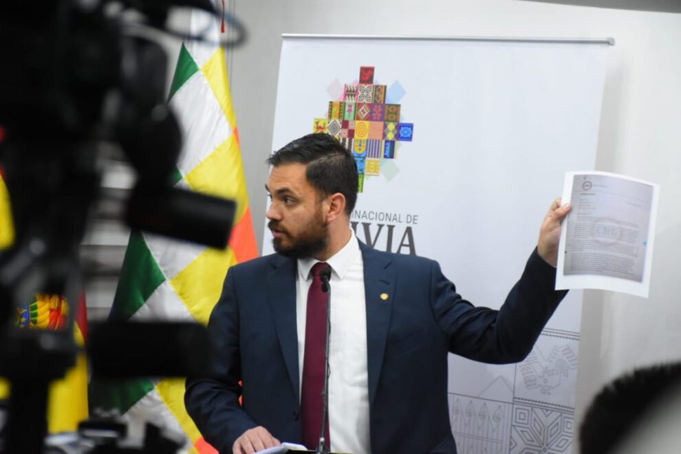 Denuncia de magnicidio en 2020 contra Luis Arce